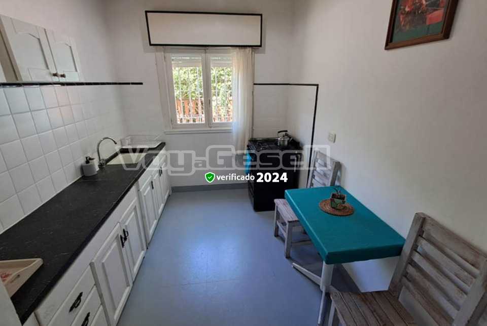 Alquilo Casa El Alero en Villa Gesell zona Centro a 550 Mts de la Playa 