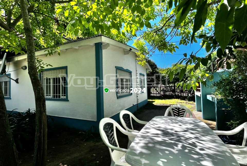 Alquilo Casa El Alero en Villa Gesell zona Centro a 550 Mts de la Playa