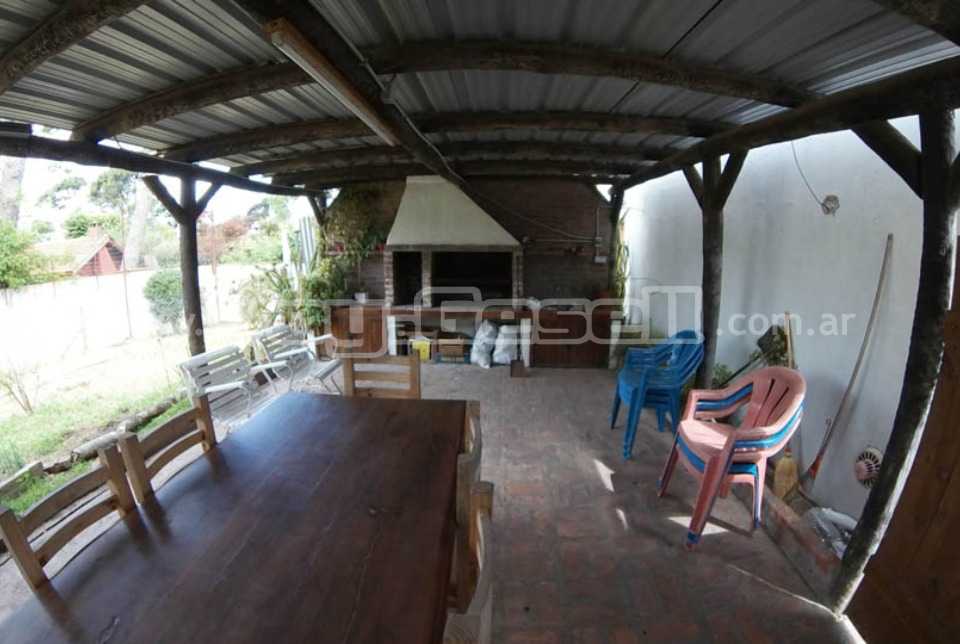 Alquilo Casa Gesellmar en Villa Gesell zona Centro a 1000 mts de la Playa