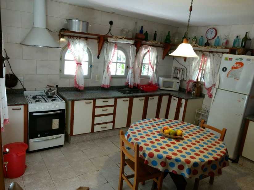 Alquilo Casa El Castillito en Villa Gesell zona Centro a 600 Mts de la Playa