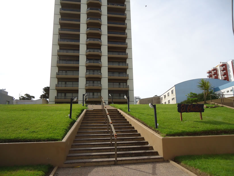 Alquilo Departamento El Chalten 3B en Villa Gesell zona Centro Comercial a 100 Mts de la Playa