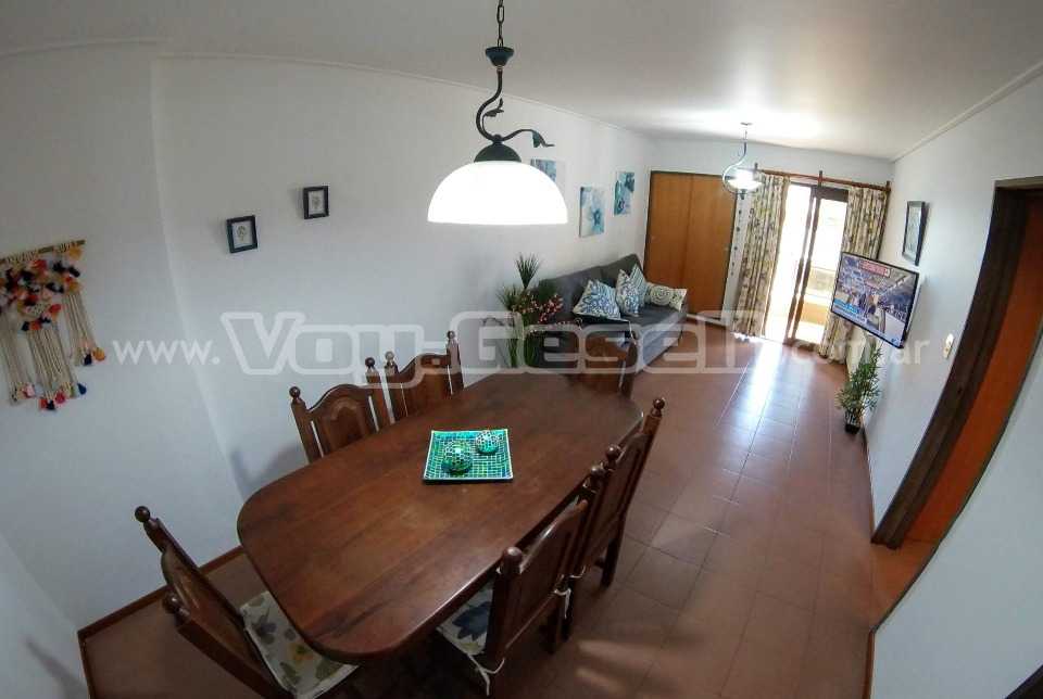 Alquilo Departamento El Chalten 3B en Villa Gesell zona Centro Comercial a 100 Mts de la Playa 