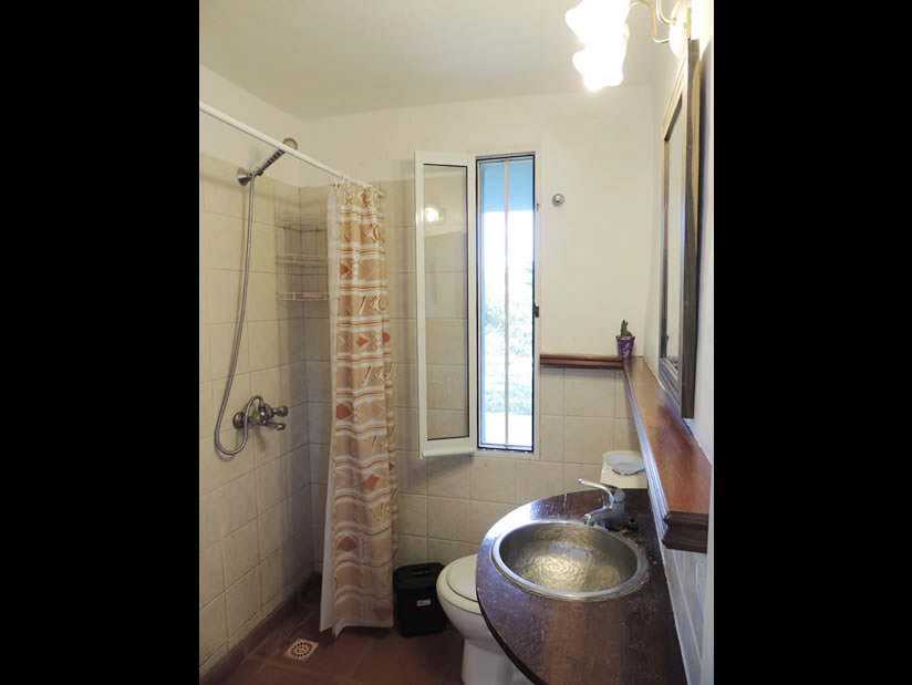 Alquilo Casa El Descanso Norte en Villa Gesell zona Barrio Norte a 20 mts de la Playa