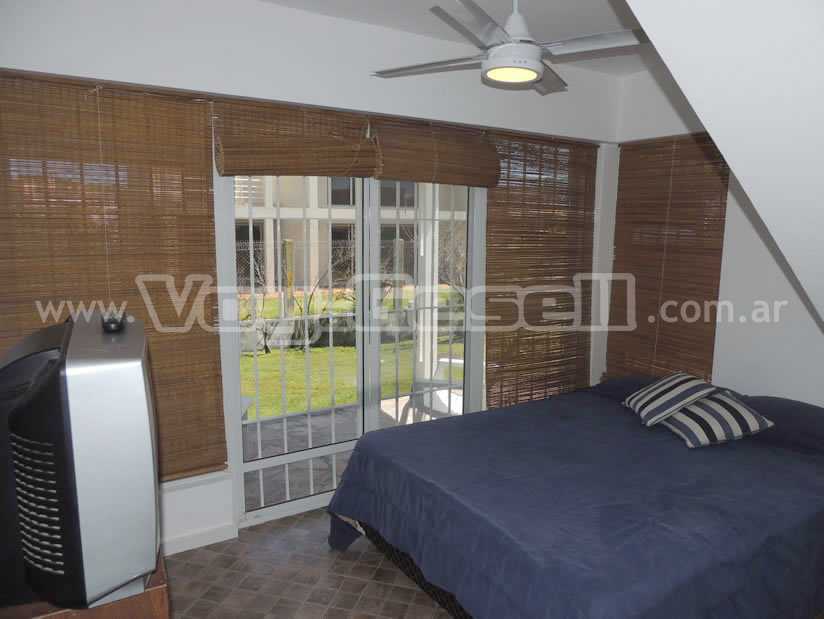 Alquilo Casa El Descanso Norte en Villa Gesell zona Barrio Norte a 20 mts de la Playa