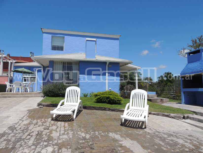 Alquilo Casa El Descanso Norte en Villa Gesell zona Barrio Norte a 20 mts de la Playa