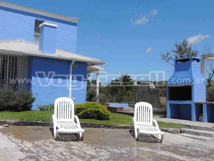 Alquilo Casa El Descanso Norte en Villa Gesell zona Barrio Norte a 20 mts de la Playa