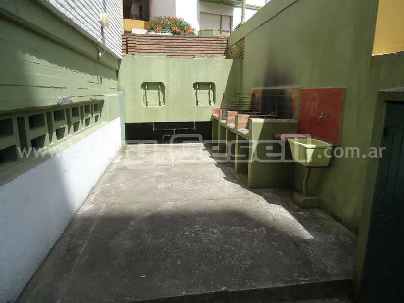 Alquilo Departamento El Dorado 2D en Villa Gesell zona Barrio Norte a 150 Mts de la Playa