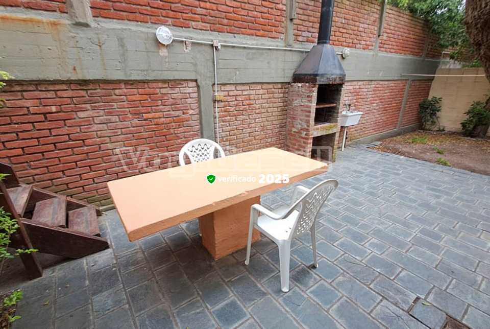 Alquilo Duplex El Estudio en Villa Gesell zona Barrio Norte a 250 mts de la Playa