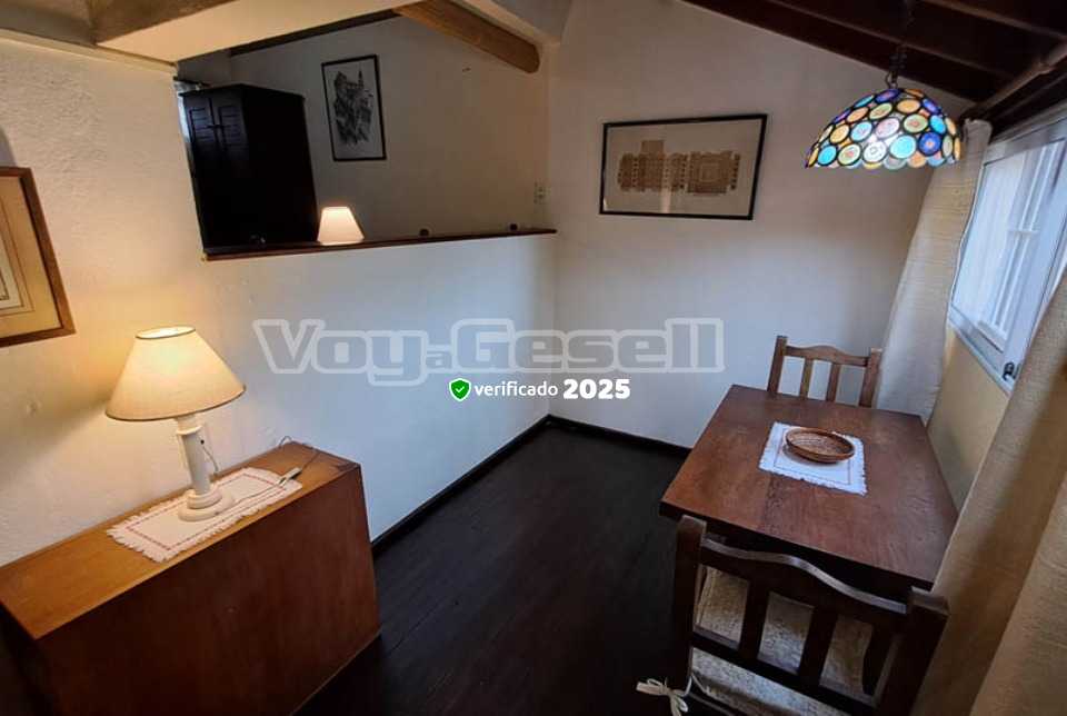 Alquilo Duplex El Estudio en Villa Gesell zona Barrio Norte a 250 mts de la Playa