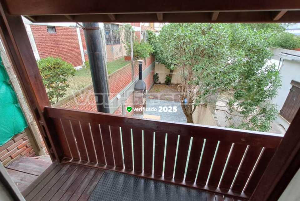 Alquilo Duplex El Estudio en Villa Gesell zona Barrio Norte a 250 mts de la Playa