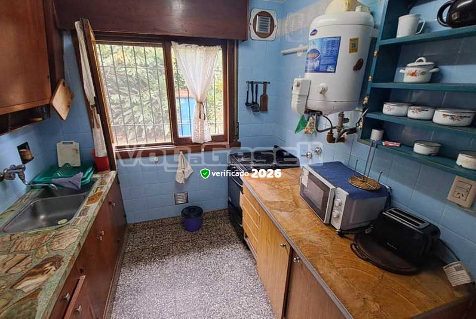 Alquilo Casa El Extranjero en Villa Gesell zona Centro a 1000 Mts de la Playa