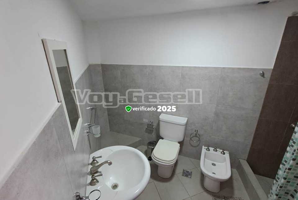 Alquilo Departamento El Lugar en Villa Gesell zona Sur a 230 mts de la Playa