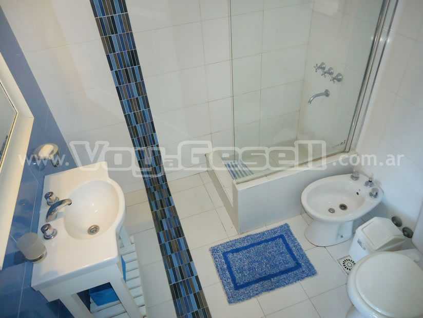 Alquilo Casa El Quincho en Villa Gesell zona Centro a 600 Mts de la Playa