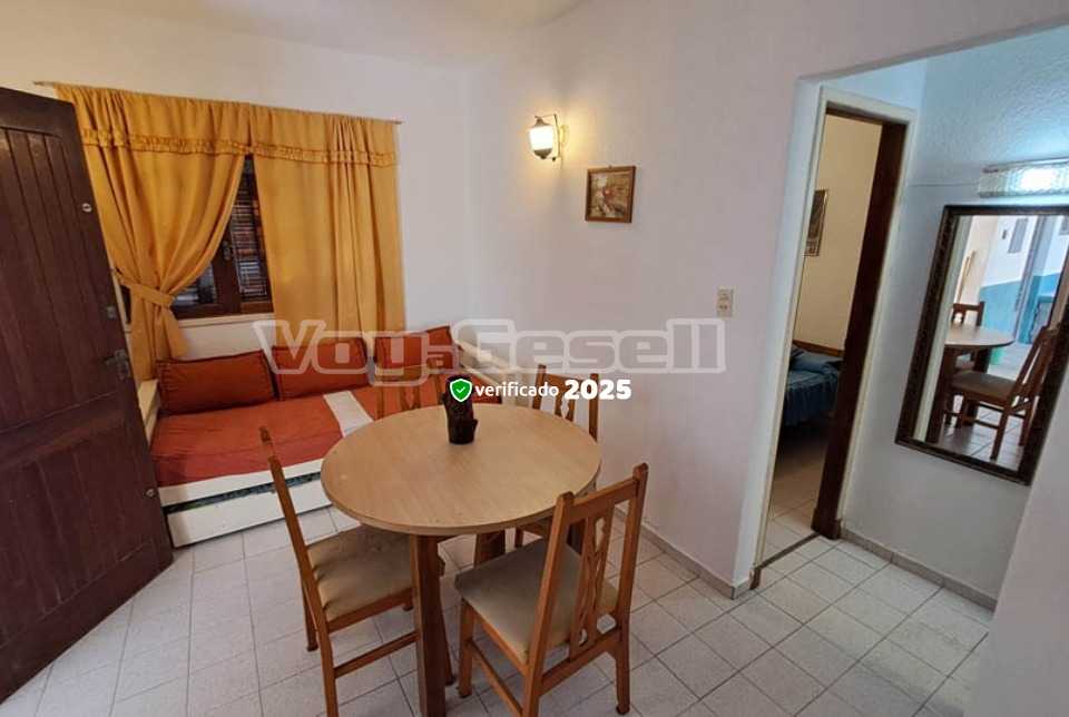 Alquilo Departamento El Remanso en Villa Gesell zona Centro a 400 Mts de la Playa 