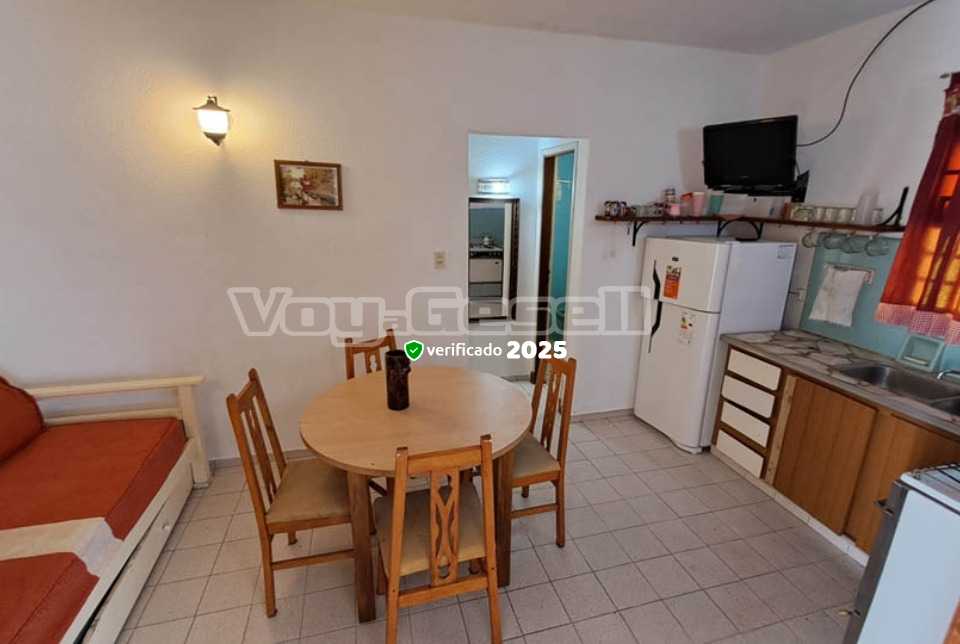 Alquilo Departamento El Remanso en Villa Gesell zona Centro a 400 Mts de la Playa 