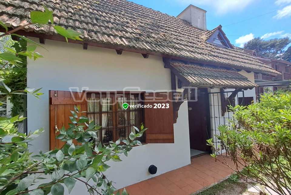 Alquilo Casa El Tucan en Villa Gesell zona Centro a 600 Mts de la Playa 