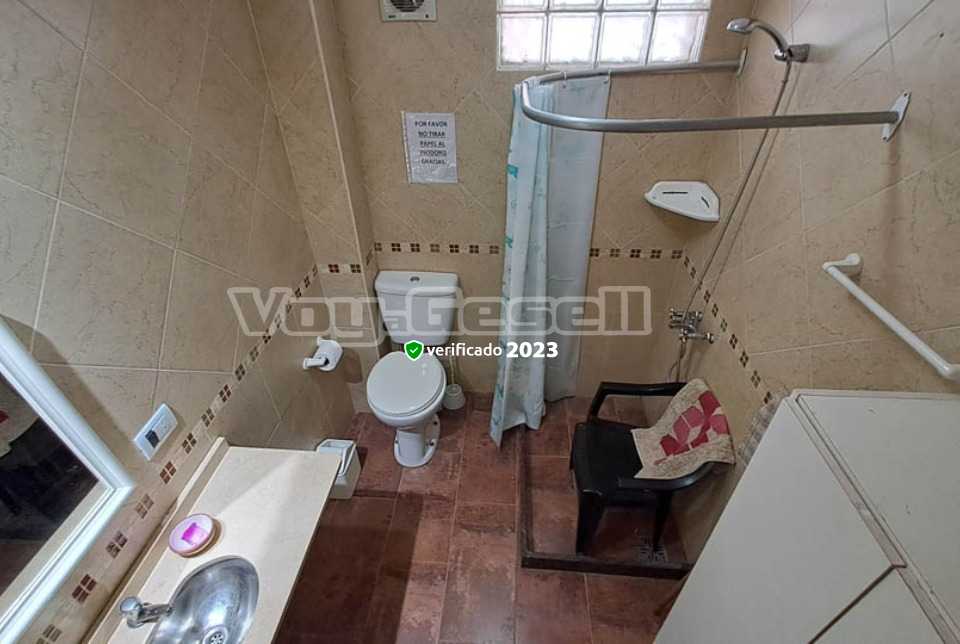 Alquilo Casa Elsa y Mario en Mar Azul zona  a 400 mts de la Playa