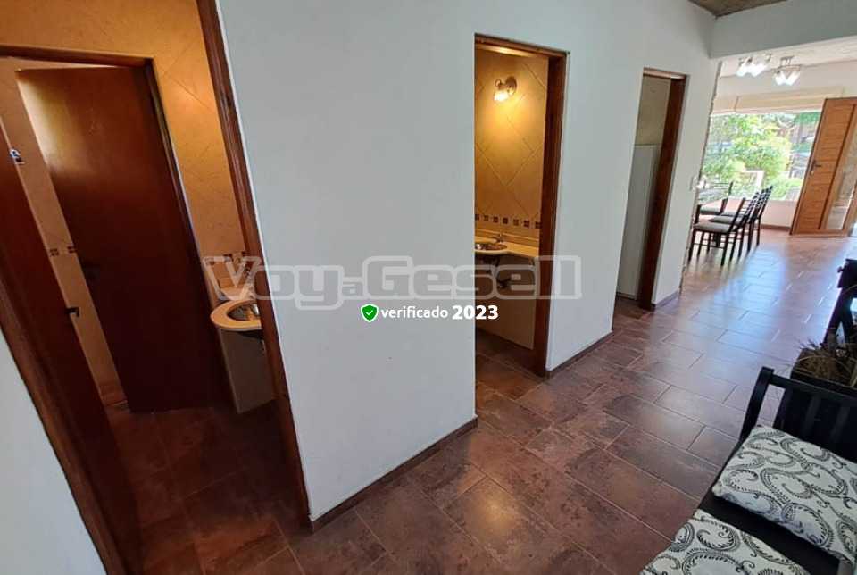 Alquilo Casa Elsa y Mario en Mar Azul zona  a 400 mts de la Playa