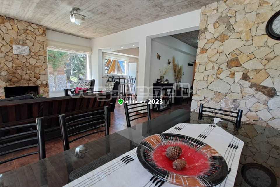 Alquilo Casa Elsa y Mario en Mar Azul zona  a 400 mts de la Playa 