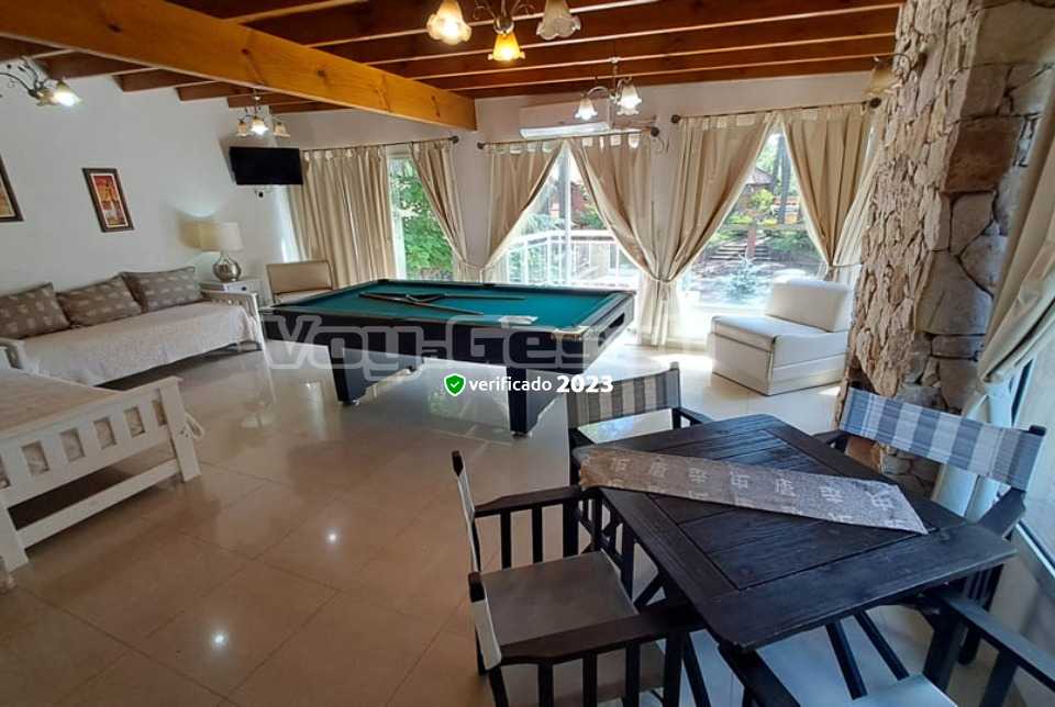 Alquilo Casa Elsa y Mario en Mar Azul zona  a 400 mts de la Playa