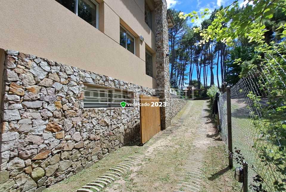 Alquilo Casa Elsa y Mario en Mar Azul zona  a 400 mts de la Playa