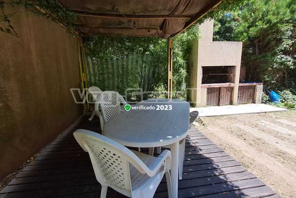 Alquilo Casa Elsa y Mario en Mar Azul zona  a 400 mts de la Playa