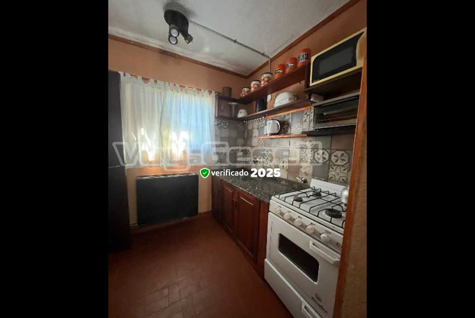 Alquilo Departamento En Esta tierra en Villa Gesell zona Centro a 120 Mts de la Playa 