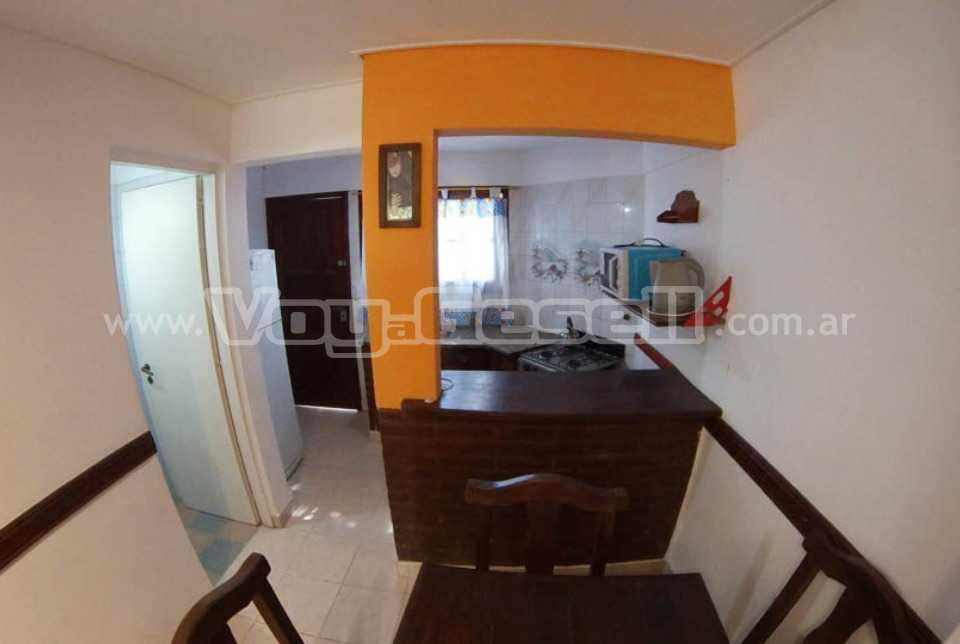 Alquilo Duplex Esmeralda 1 en Villa Gesell zona Centro a 200 Mts de la Playa 