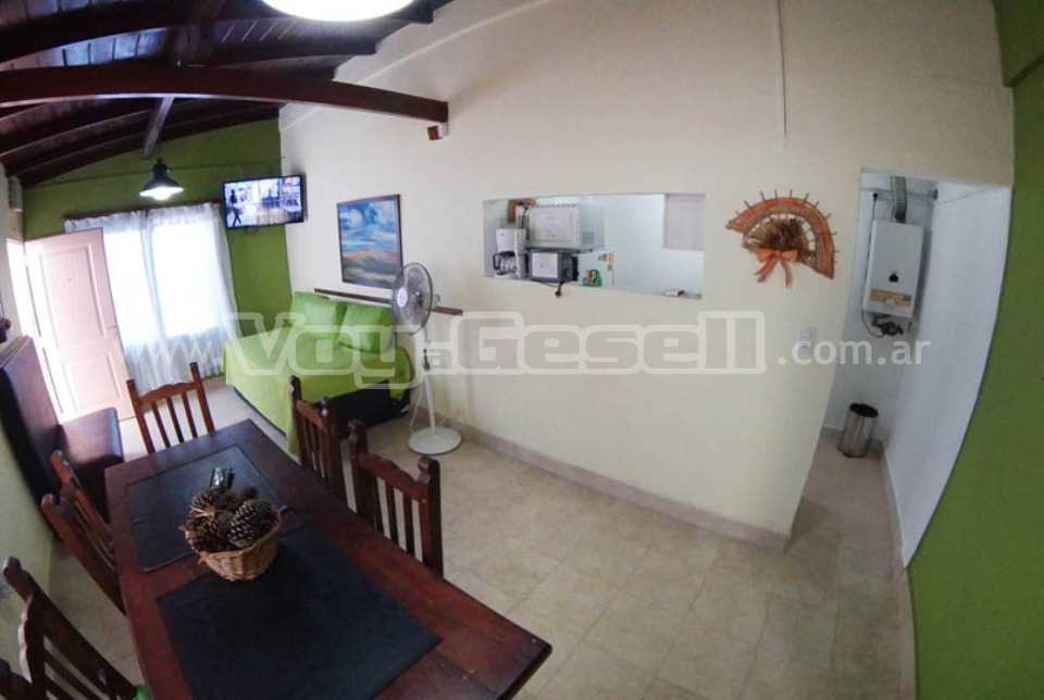 Alquilo Casa SAMANAY en Villa Gesell zona Centro a 450 Mts de la Playa 