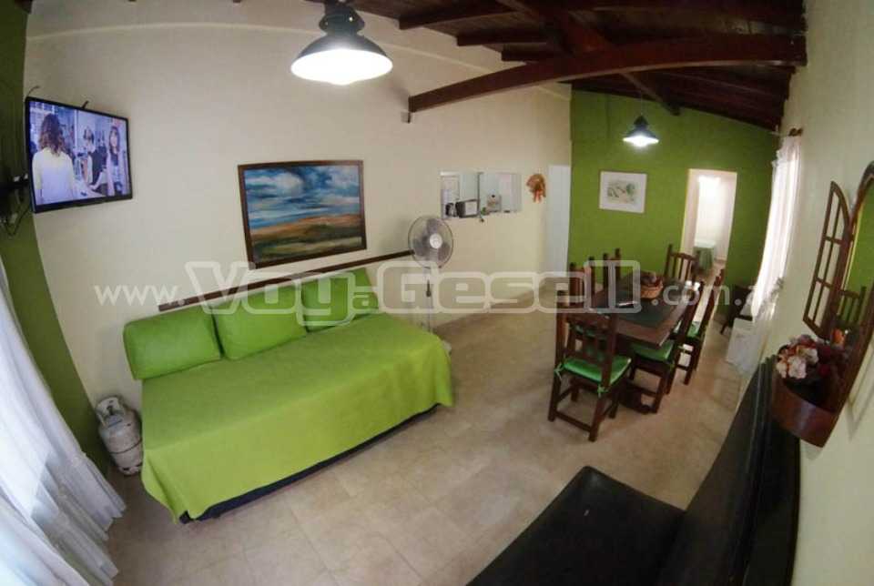 Alquilo Casa SAMANAY en Villa Gesell zona Centro a 450 Mts de la Playa 