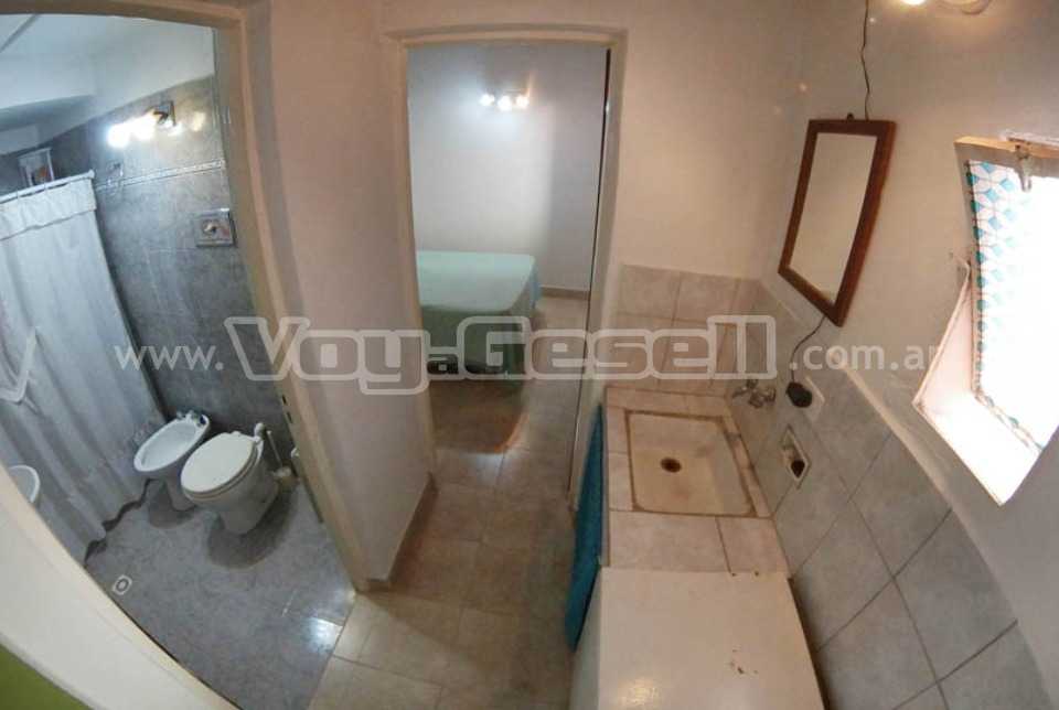 Alquilo Casa SAMANAY en Villa Gesell zona Centro a 450 Mts de la Playa