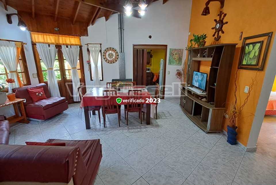 Alquilo Casa Ezequiel en Villa Gesell zona Sur a 800 Mts de la Playa 