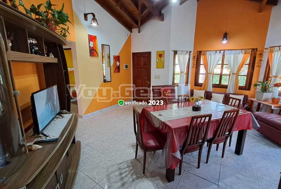 Alquilo Casa Ezequiel en Villa Gesell zona Sur a 800 Mts de la Playa 