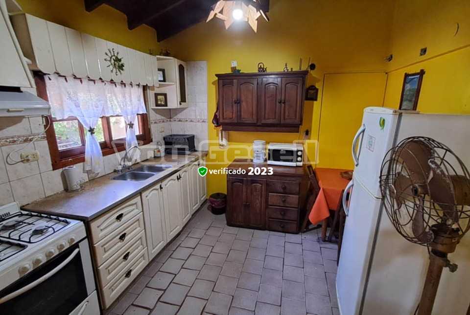 Alquilo Casa Ezequiel en Villa Gesell zona Sur a 800 Mts de la Playa 