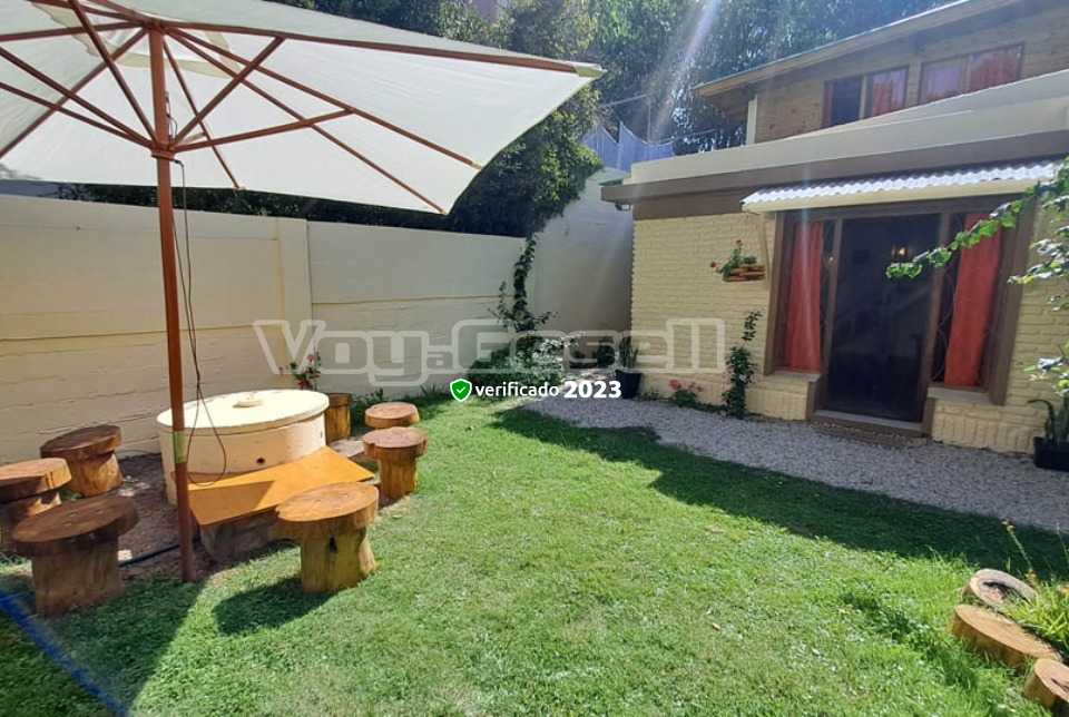 Alquilo Duplex Duplex Casa Suria  A en Villa Gesell zona Barrio Norte a 150 Mts de la Playa 