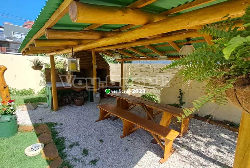 Alquilo Duplex Duplex Casa Suria B en Villa Gesell zona Barrio Norte a 150 Mts de la Playa 