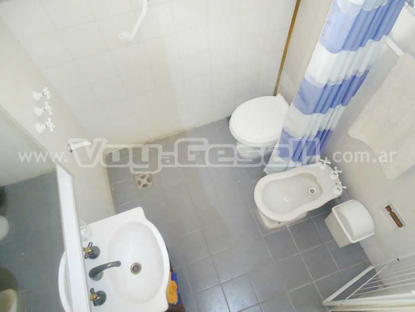 Alquilo Departamento Florida PB en Villa Gesell zona Centro a 10 Mts de la Playa