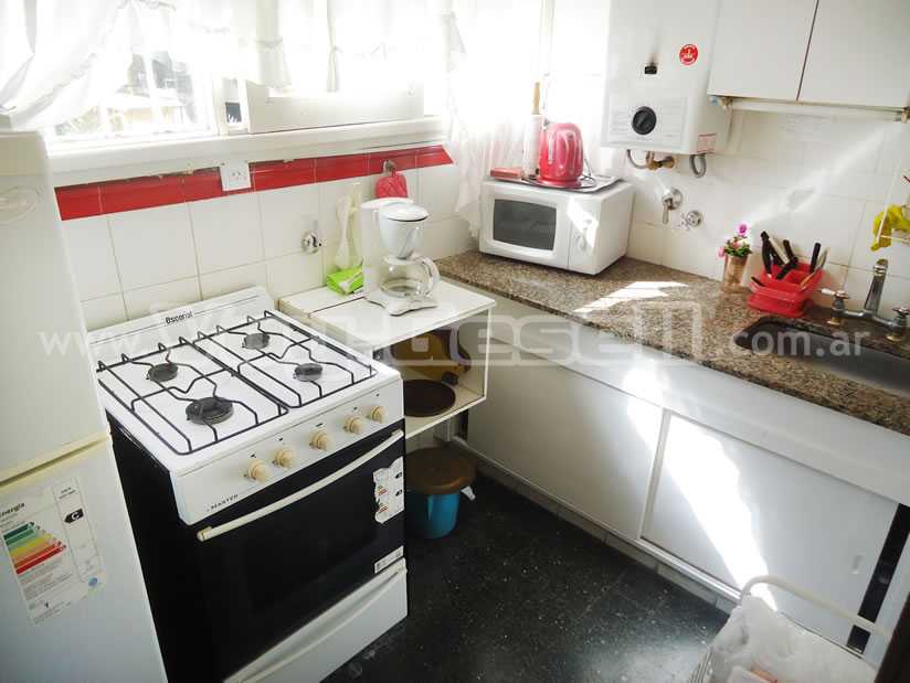 Alquilo Departamento Florida PB en Villa Gesell zona Centro a 10 Mts de la Playa 