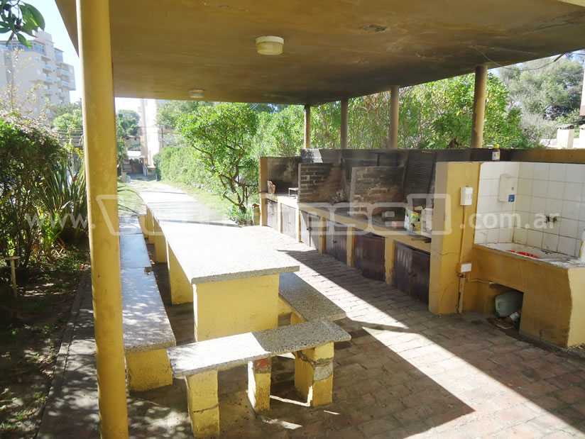 Alquilo Departamento Florida PB en Villa Gesell zona Centro a 10 Mts de la Playa