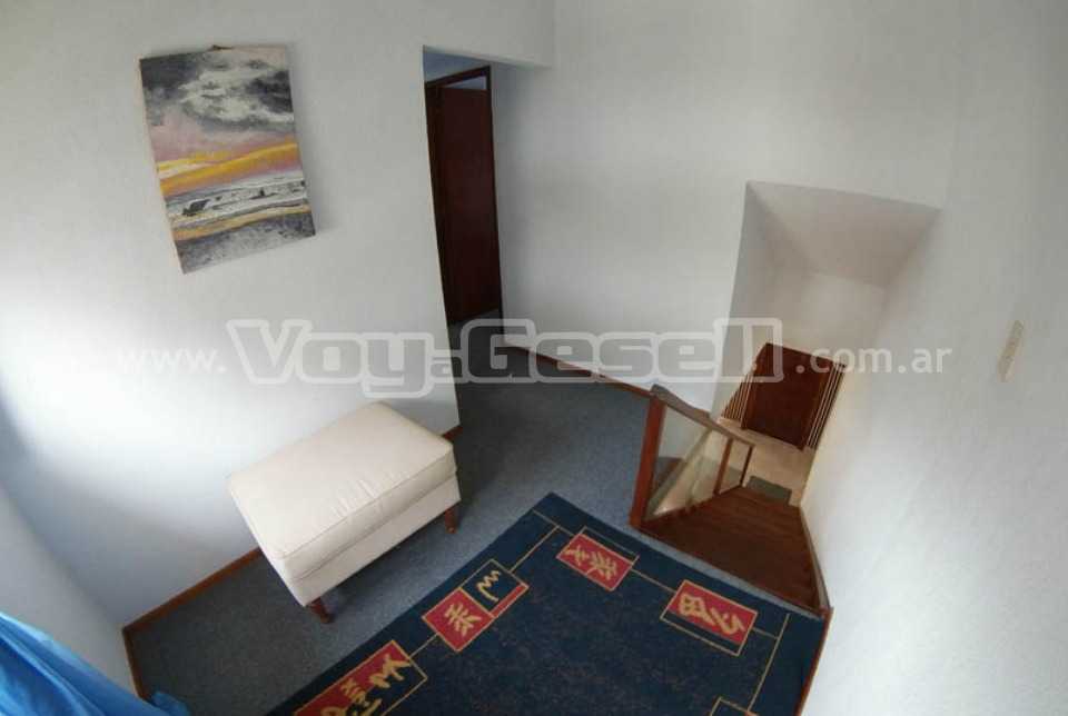 Alquilo Chalet Gaby en Villa Gesell zona Sur a 110 Mts de la Playa