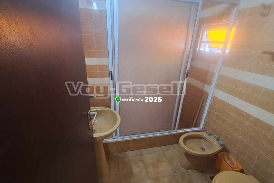 Alquilo Duplex Galeon II en Villa Gesell zona Sur a 180 mts de la Playa