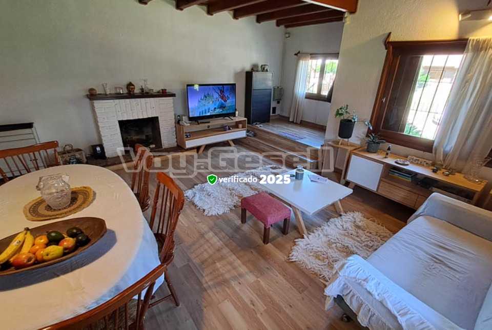 Alquilo Alpina Gatagorriak en Villa Gesell zona Barrio Norte a 550 mts de la Playa 