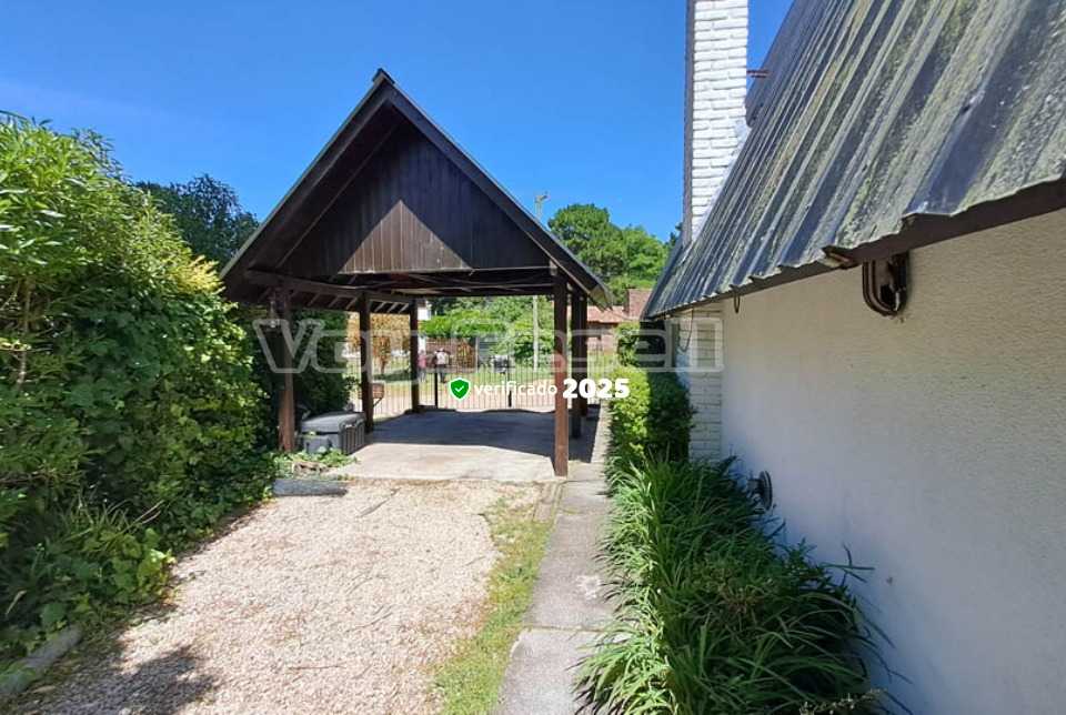 Alquilo Alpina Gatagorriak en Villa Gesell zona Barrio Norte a 550 mts de la Playa