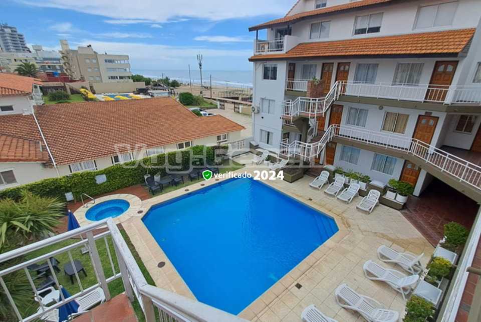 Duplex: Gemelos 39 en Villa Gesell zona Centro Comercial