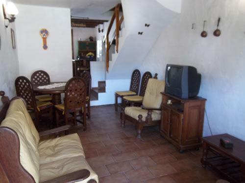 Alquilo Duplex Gemelos V en Villa Gesell zona Centro a 200 Mts de la Playa 