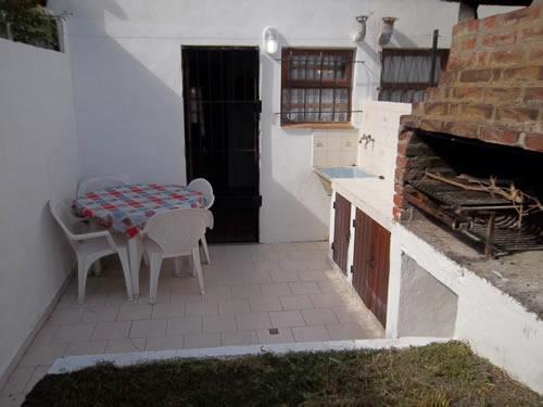 Alquilo Duplex Gemelos V en Villa Gesell zona Centro a 200 Mts de la Playa