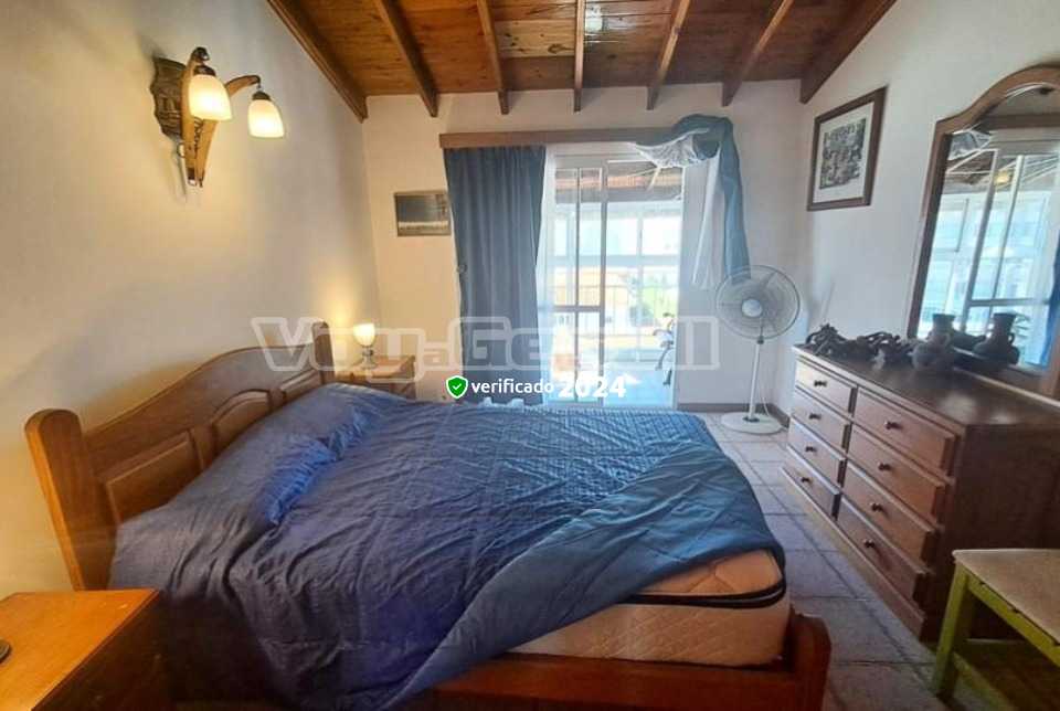 Alquilo Duplex Gemelos VII Departamento 40 en Villa Gesell zona Centro Comercial a 10 Mts de la Playa