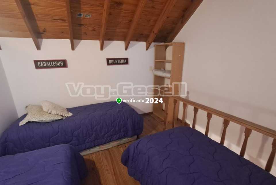 Alquilo Duplex Gemelos VII Departamento 40 en Villa Gesell zona Centro Comercial a 10 Mts de la Playa