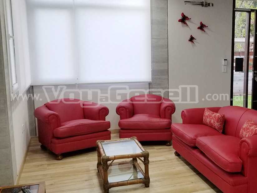 Alquilo Casa Geminis II en Villa Gesell zona Barrio Norte a 500 Mts de la Playa 