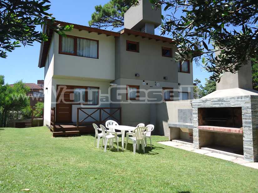 German: Duplex en Villa Gesell zona Centro